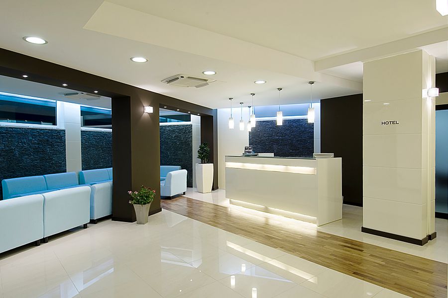 Il nostro obiettivo sono le vostre idee. La loro completa realizzazione e la soddisfazione del cliente sono i nostri traguardi principali. Per arredare il vostro hotel è necessario avere le competenze tecniche per concretizzare al meglio. Alla base del nostro lavoro, mettiamo prima di tutto l'ascolto del cliente e delle sue esigenze, gli obiettivi che vuole raggiungere, l'atmosfera che vuole trasmettere al proprio hotel, il livello qualitativo delle lavorazioni che s'intende offrire ai propri clienti. La fase di studio del progetto arredamento hotel prevede un ultimo step: il render. Attraverso esso il cliente potrà avere una visione più completa del lavoro che verrà realizzato. Inoltre in questa fase della progettazione, il Rendering consente di definire nei minimi dettagli le chiavi stilistiche ed architettoniche, prima di passare al completamento ultimo della lavorazione.  L’ultima fase è quella della realizzazione. Tutti i processi produttivi vengono monitorati e coordinati simultaneamente al fine di garantire qualità e tempi di esecuzione. 